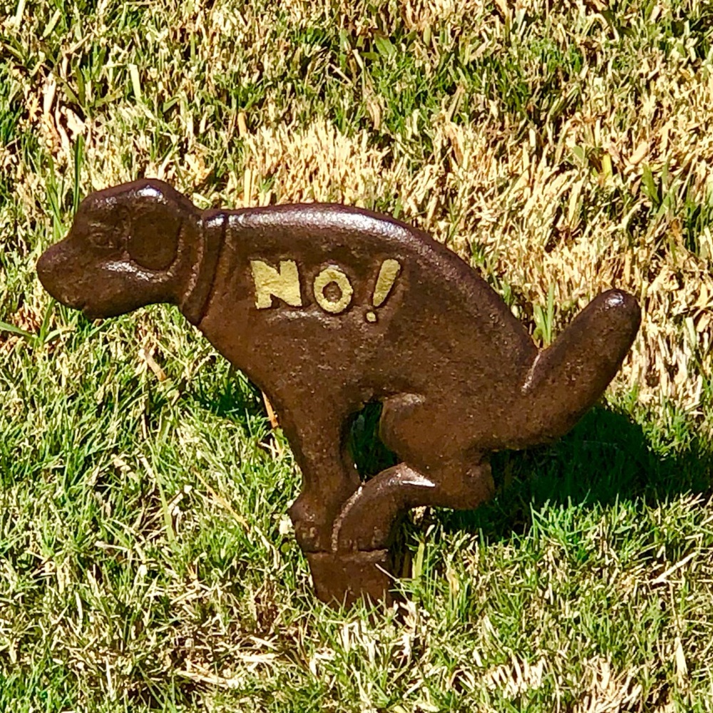 Brown Cast Iron 'No!' Poop Dog Garden Stake 11” tall - Pets NWT